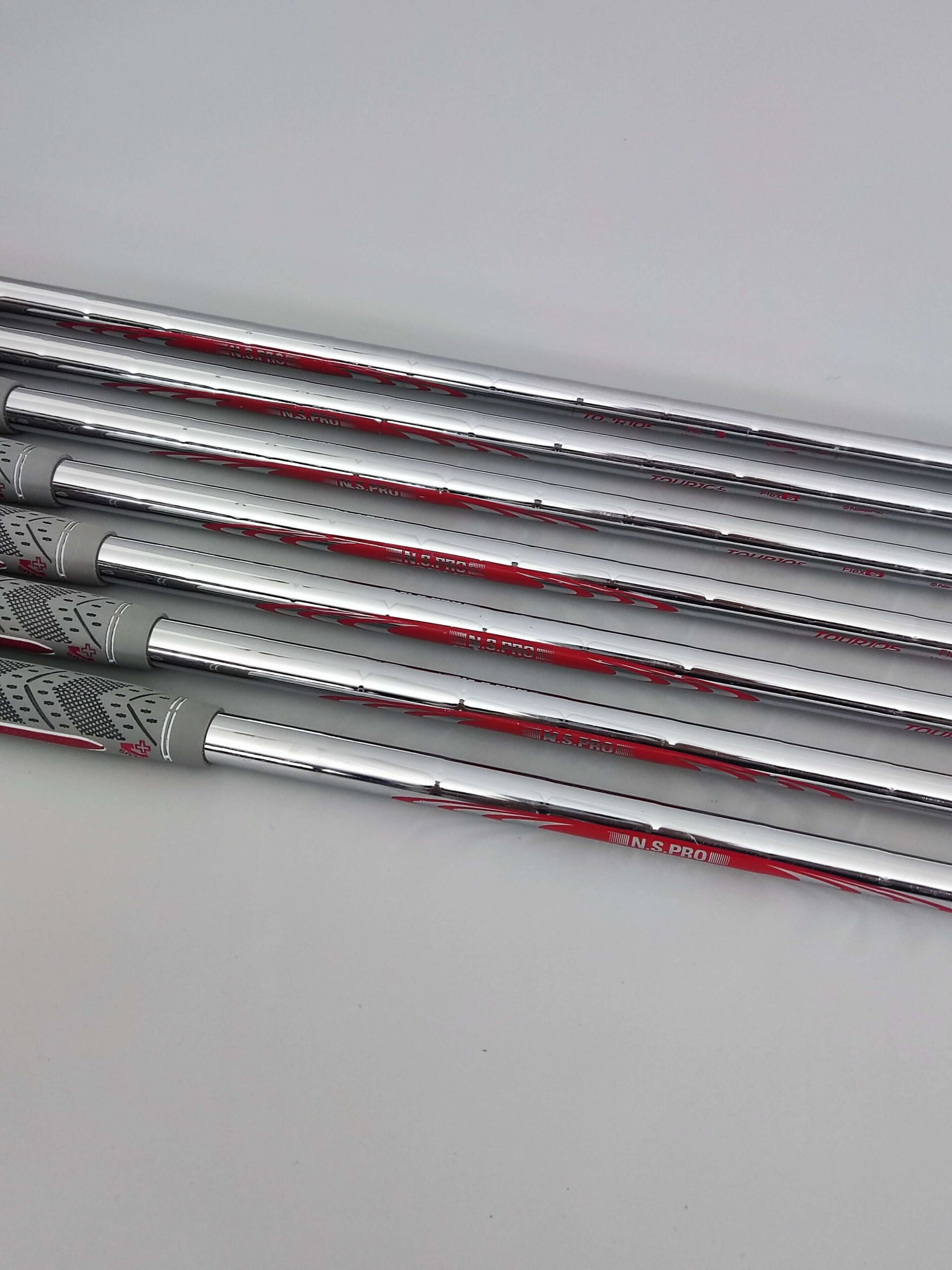 Titleist T100 / 4-P / Stiff - Bild 9