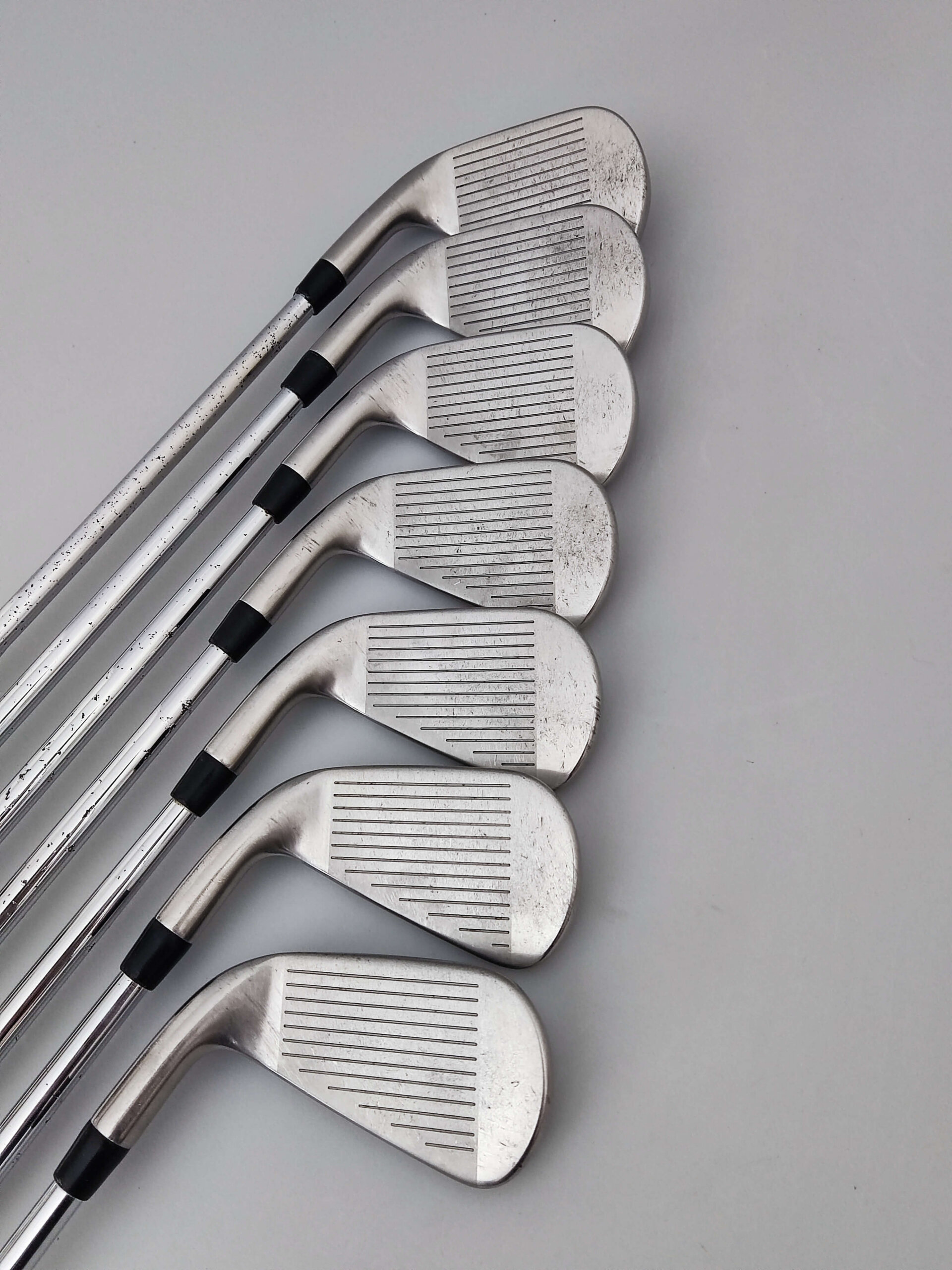 Titleist T300 / 4-P / Stiff / Förlängda 0.75 - Bild 3