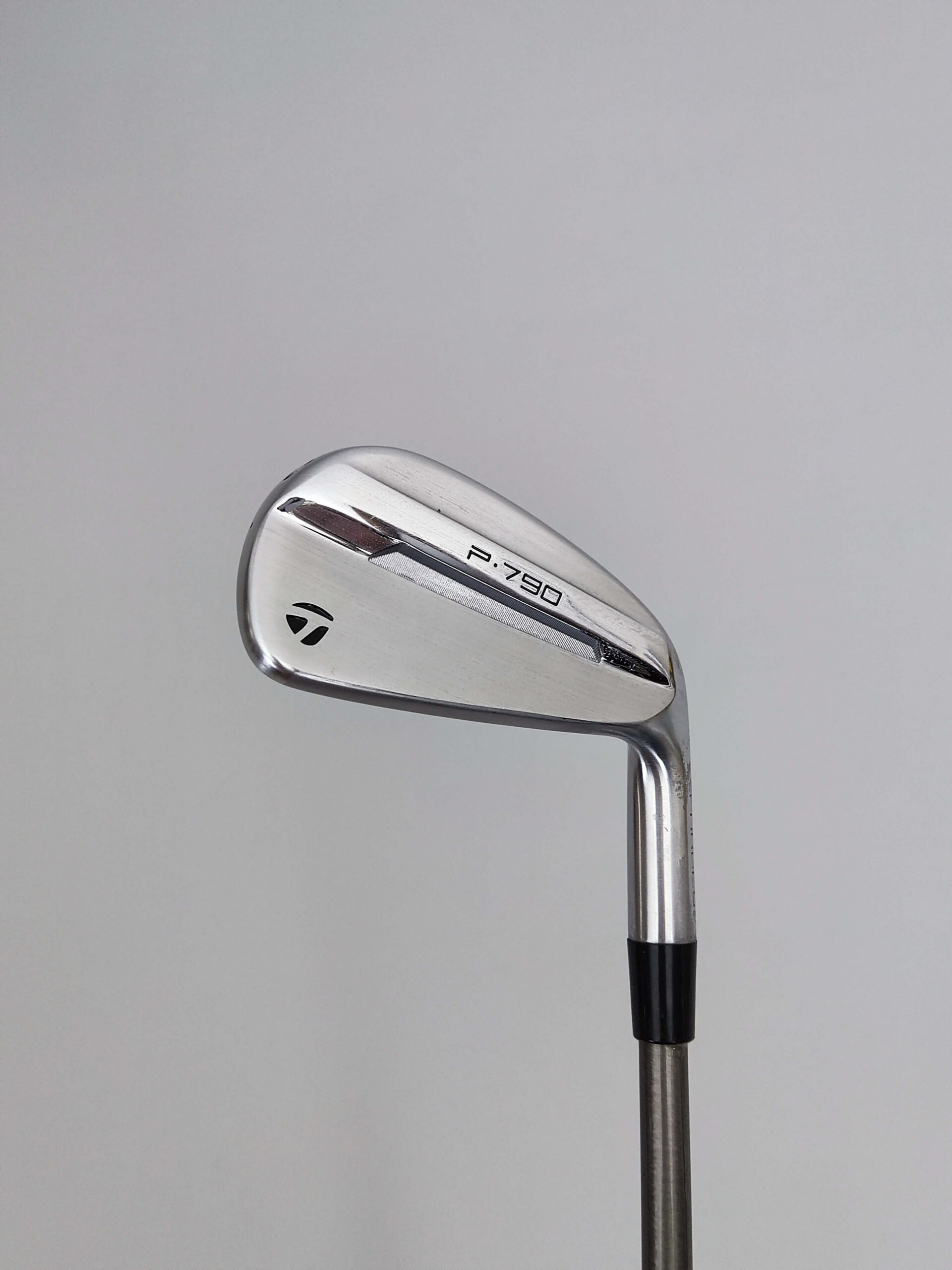 TaylorMade P790 / 6-P / Regular / Premium Skaft
