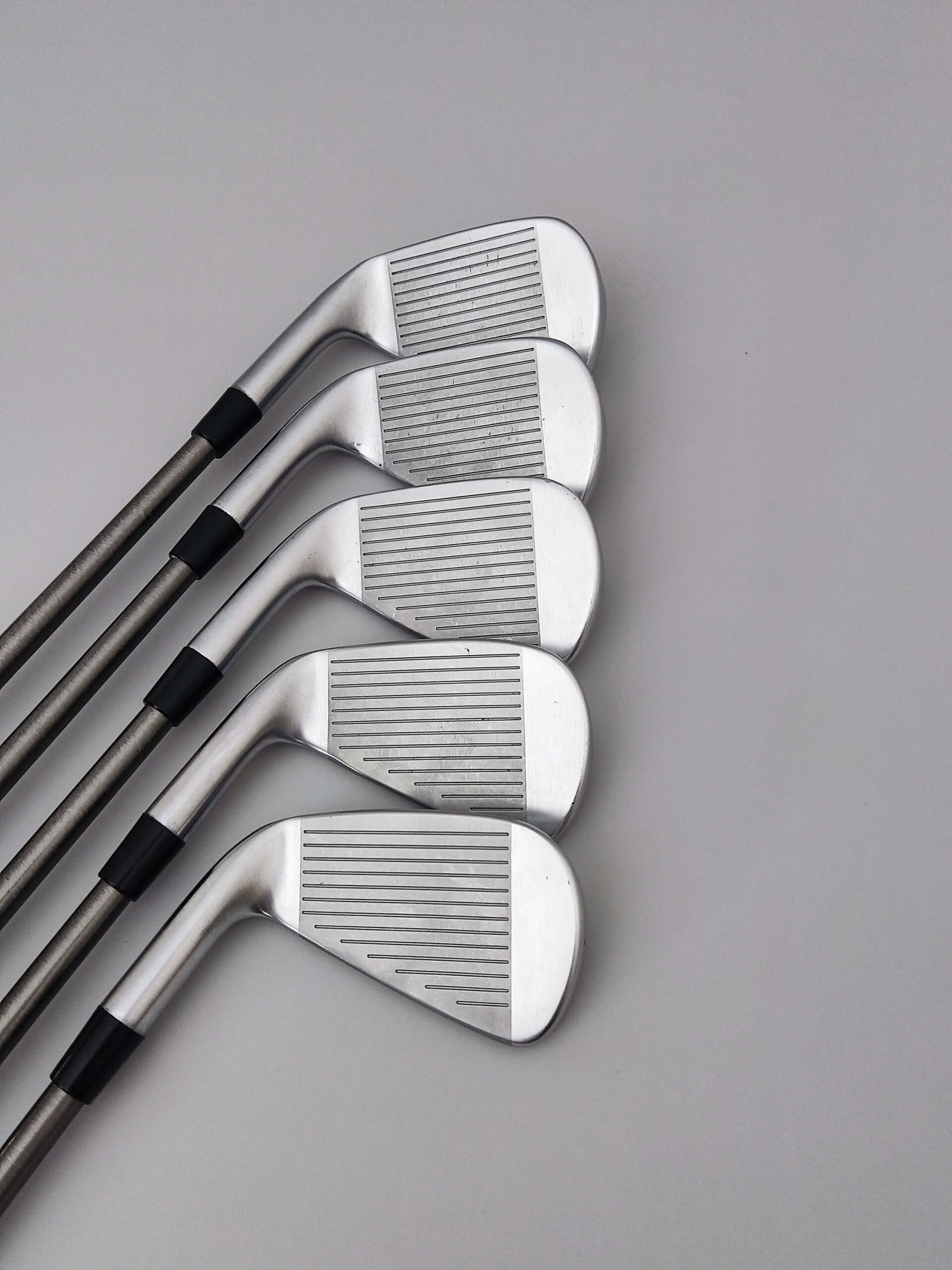 TaylorMade P790 / 6-P / Regular / Premium Skaft - Bild 4