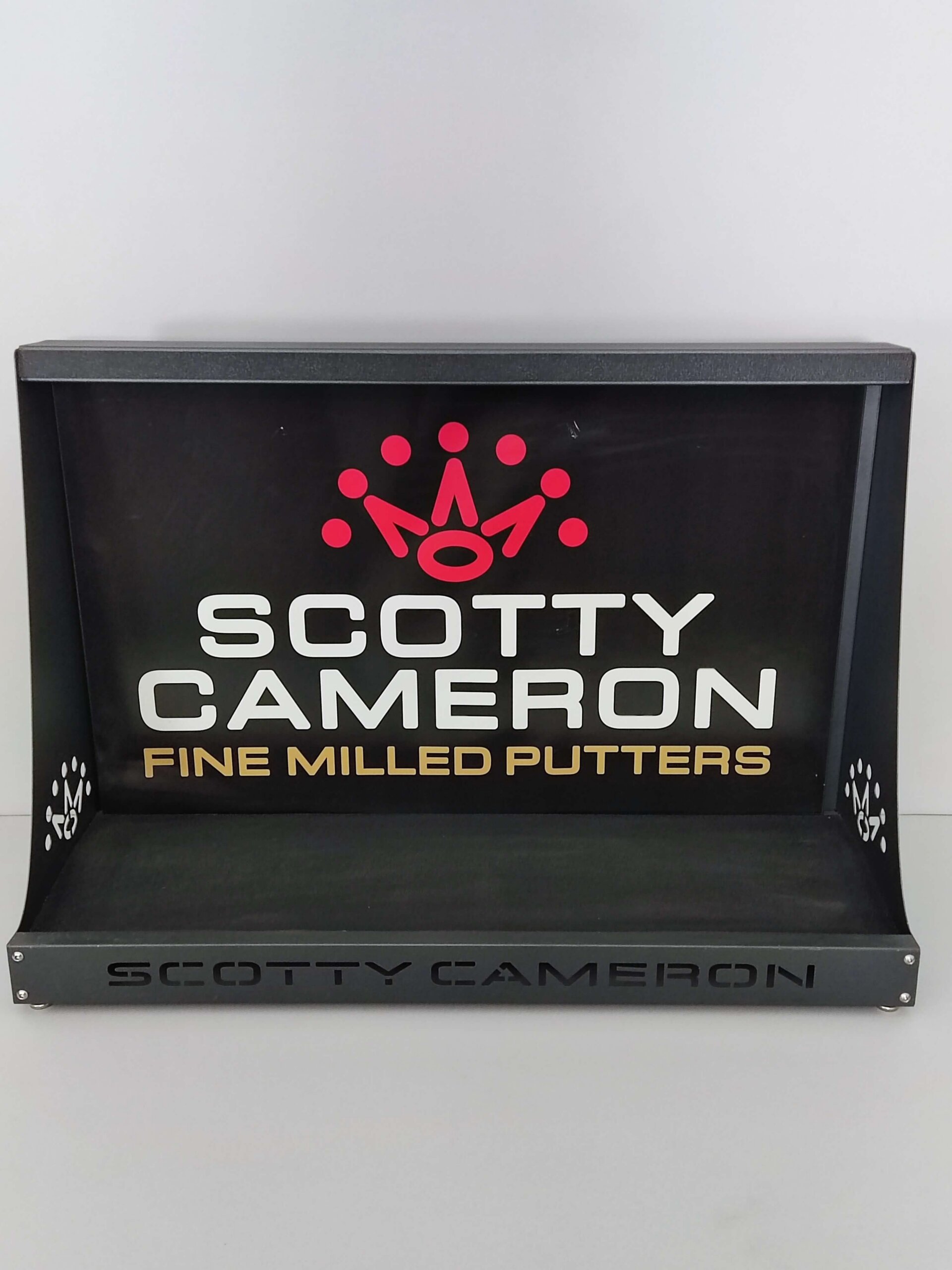 希少Scotty Cameron Titleist 木製 ラック Original Scotty Cameron Putter Rack - Golftorget