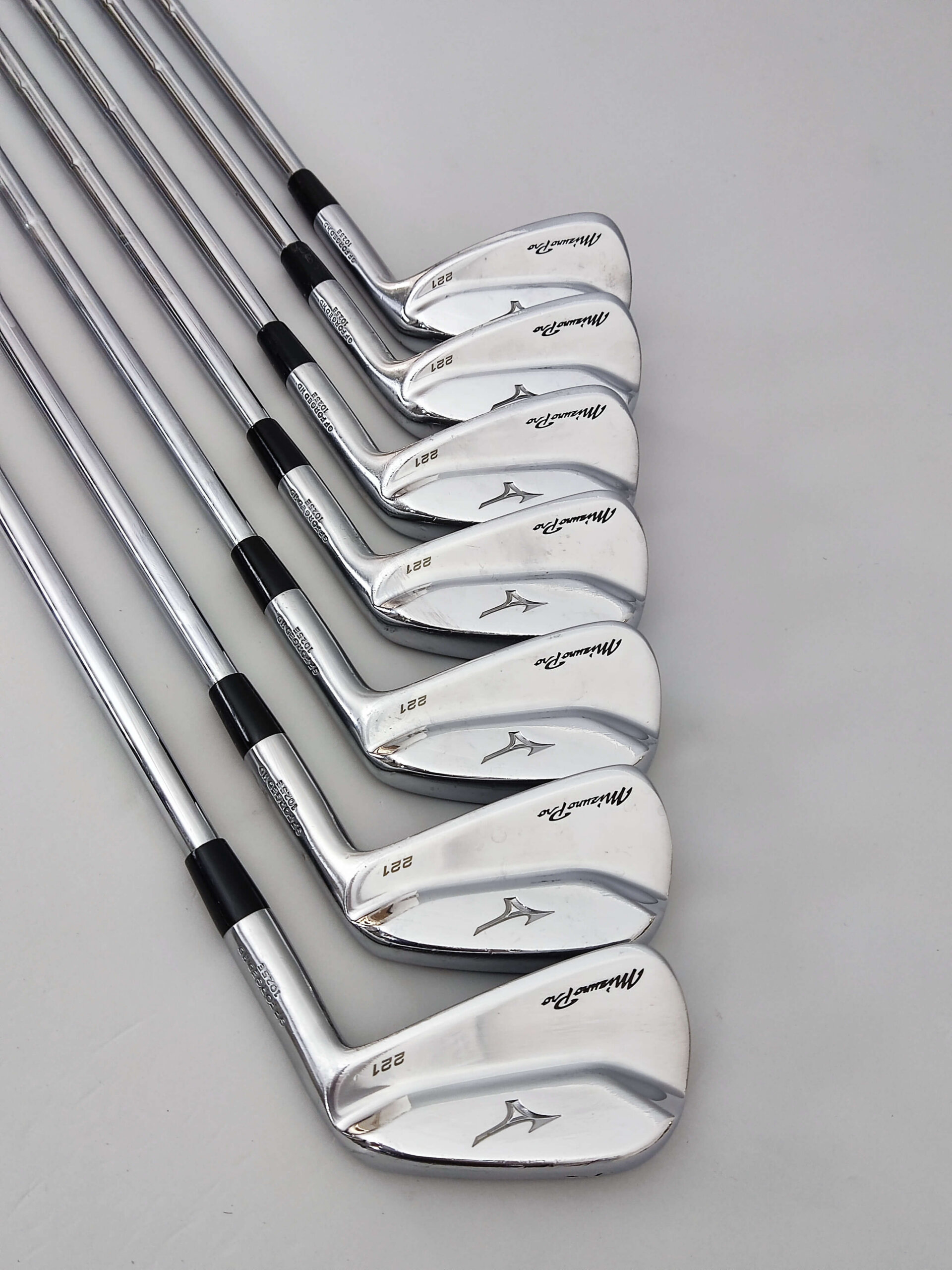 Mizuno Pro 221 / 4-P / X-Stiff / Förlängda 0.75 - Bild 2