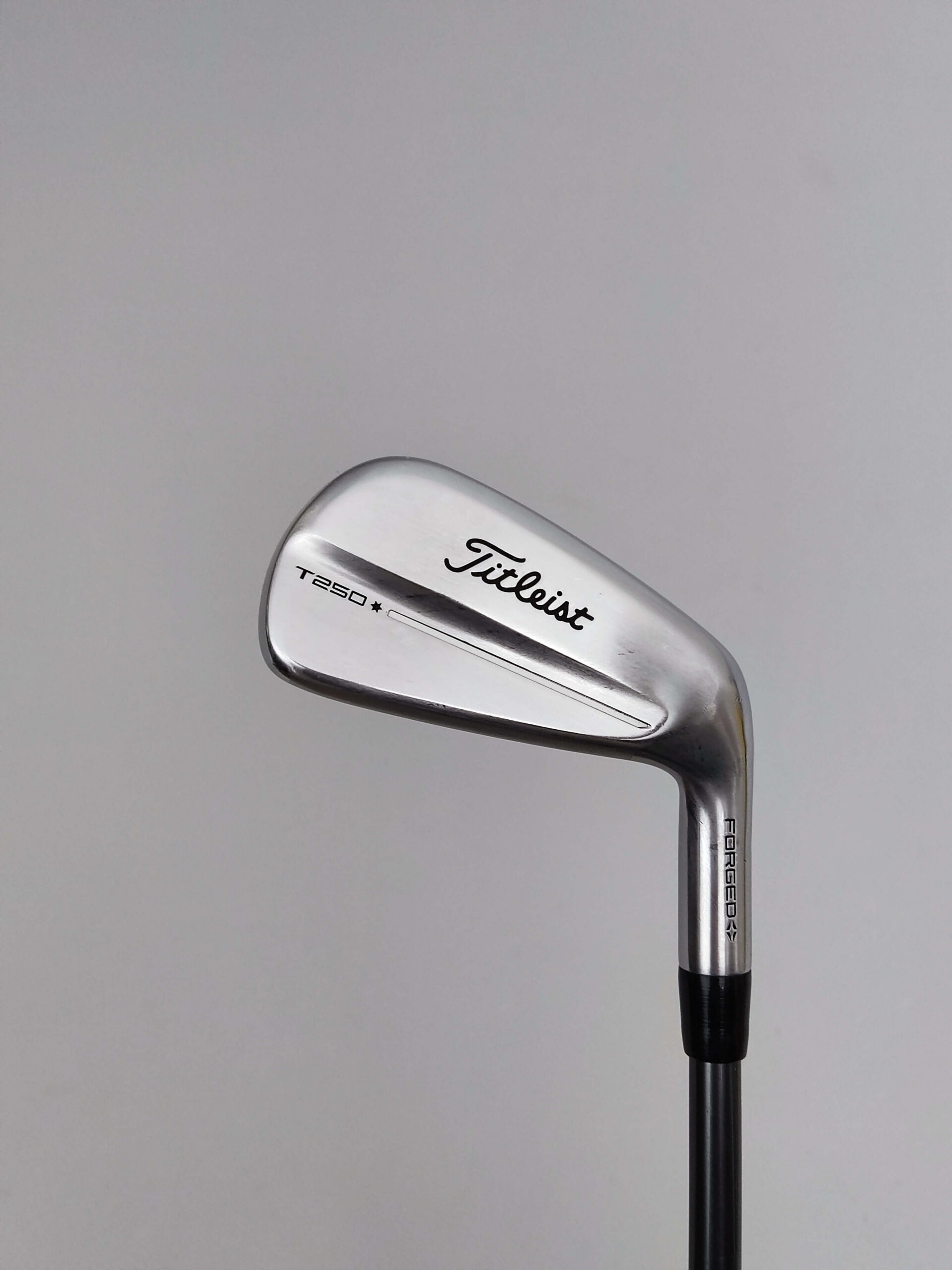 Titleist T250 Launch Spec / 6-P / Senior